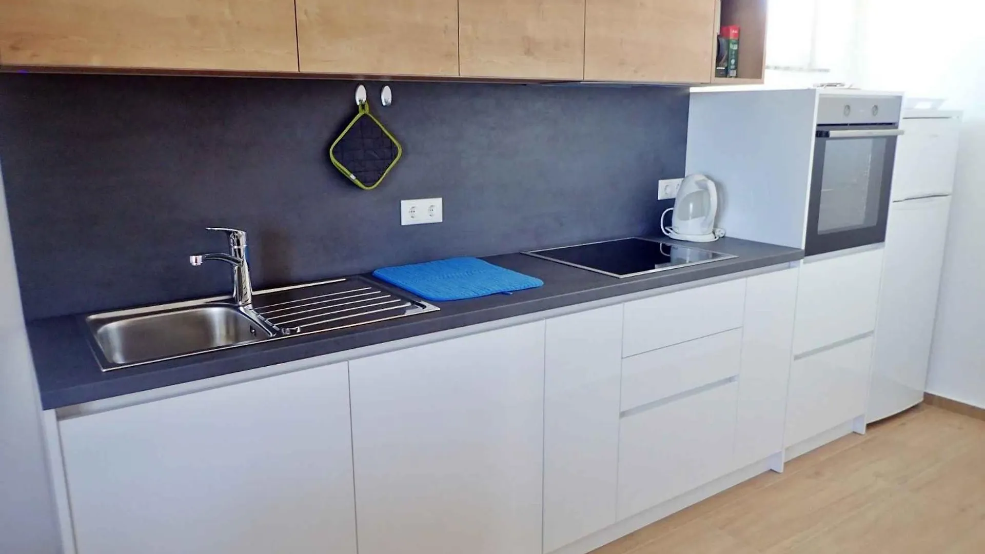 Apartment In Starigrad-Paklenica 40050 0*, ستاريغغاد باكلينتسا